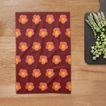 Rood moss Roos ventilator naadloos patroon op Theedoek<br><div class="desc">Naadloos patroon van Moss Roos-bloem,  bedrukt op keukenhanddoek. De kleuren van de Moss-Roos-bloem zijn rode bladeren en gele stampers en stampen. Keukenhanddoeken voor bloemenontwerp,  voor de liefhebbers van bloemen of natuur.</div>