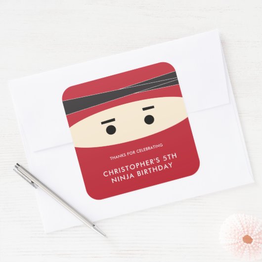 Rood Ninja Verjaardagsfeestlabel Vierkante Sticker (Envelop)