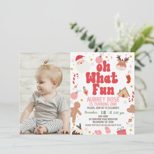 Rood Oh Wat Leuk Foto Kerstmis 1e Verjaardag Kaart (Staand voorkant)