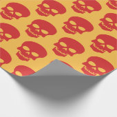 Rood op gele schedels cadeaupapier (Hoek)