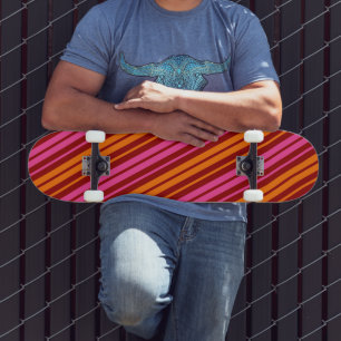 Rood Oranje Roze Verticale Strepen Ontwerp   Persoonlijk Skateboard