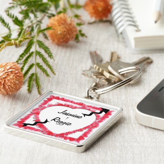 Rood overzicht van het hart met Pijl Gepersonalise Sleutelhanger (Zijkant)