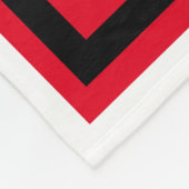 Rood papaver rugleuning met rood zwart-wit fleece deken (Hoek)
