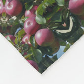Rood rijpe appels op Abstracte bomen Fleece Deken (Hoek)