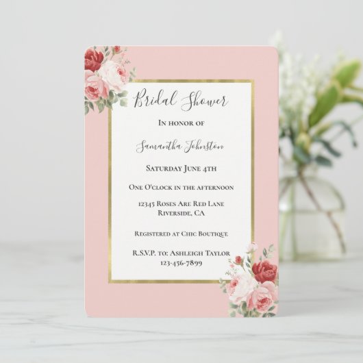 Rood Roze Blozende Rozen Bloemstuk Bruiloft Kaart (Staand voorkant)