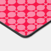 Rood roze retro monochroom polka dot patroon bureaumat (Hoek)