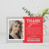 Rood & Silver Grey Modern Afstuderen Dank je kaart (Staand voorkant)