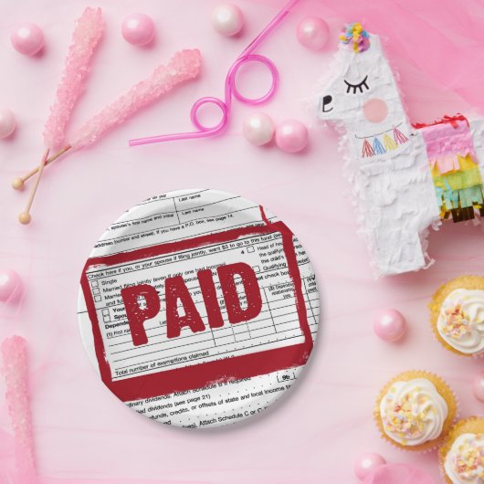 rood stempel op het belastingformulier papieren bordje (Feest)