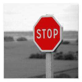 Rood stopverkeersbord Minimalistische fotografie P Foto Afdruk