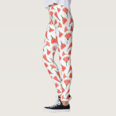 Rood tulpenboeket verspreid over romig wit leggings (Links)