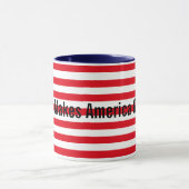 rood wit blauw maakt Amerika geweldig Mok (Midden)