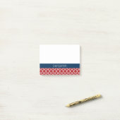 Rood wit blauw quatrefoil patroon post-it® notes (Op bureau)