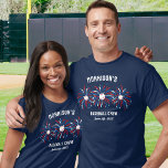 Rood Wit Blauw Vuurwerk Juli 4th Baseball Crew T-shirt<br><div class="desc">Super leuk en feestelijk T-shirt met honkbalvuurwerk en 3 regels aangepaste tekst. Perfect als bijpassende vrienden en familie shirten voor uw 4th of July feest, honkbal spel uitje, honkbal-liefhebbende familie reünie shirten of gewoon dagelijks plezier. Ook geweldig voor Memorial Day of Veteranendag en de perfecte manier om uw Amerikaanse trots...</div>