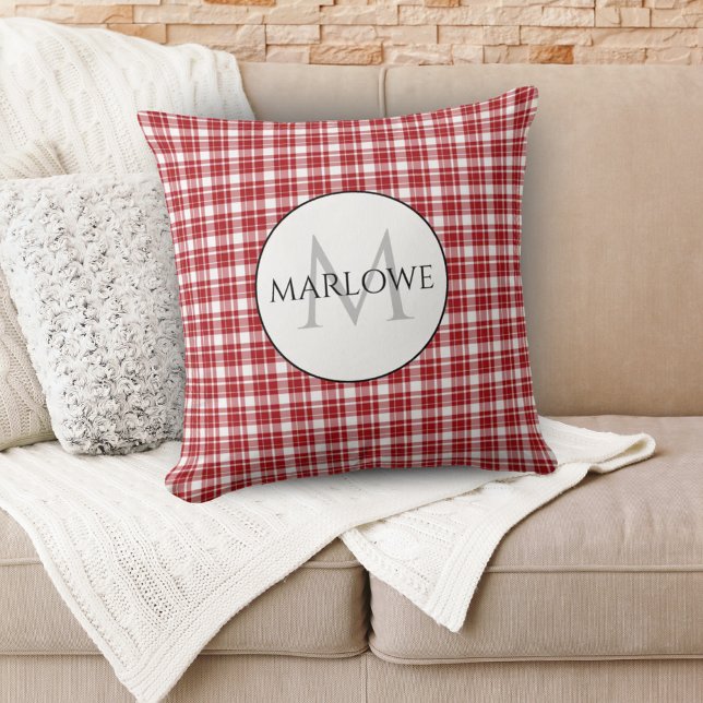 Rood wit cheques geplakt monogram kussen (Red White Checks Plaid Monogram Throw Pillow)