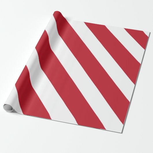 Rood wit diagonaal strepenpatroon cadeaupapier (Uitgerold)