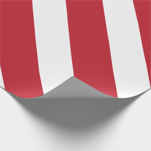 Rood wit diagonaal strepenpatroon cadeaupapier (Hoek)