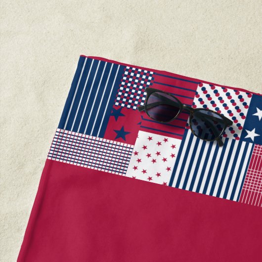 Rood, wit en blauw strandlaken (In situ)