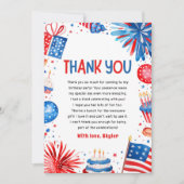 Rood Wit en Twee 4th van Juli Verjaardag Dank u Kaart (Voorkant)