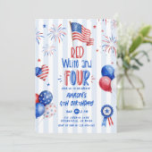 Rood Wit en Vier 4 Juli Verjaardag Kaart (Staand voorkant)