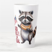 Rood wit en wild en gratis wasbeer latte mok (Voorkant)