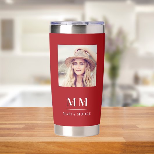 Rood wit foto monogram initialen naam geïsoleerde drinkbeker