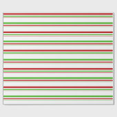 Rood, wit, groen gekleurde kerstkernen cadeaupapier (Vlak)