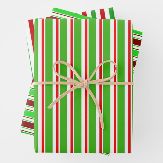 Rood, wit, groen gekleurde kerstpatronen inpakpapier vel (In situ)
