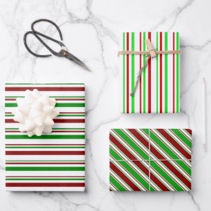 Rood, wit, groen gekleurde kersttaarten inpakpapier vel