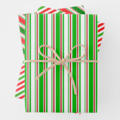 Rood, wit, groen gekleurde kersttaarten inpakpapier vel (In situ)