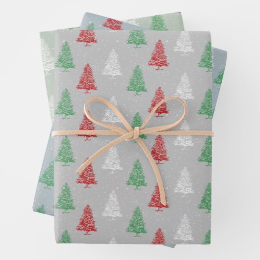 Rood Wit Groen Gestempelde Snowy Kerstbomen Inpakpapier Vel (In situ)