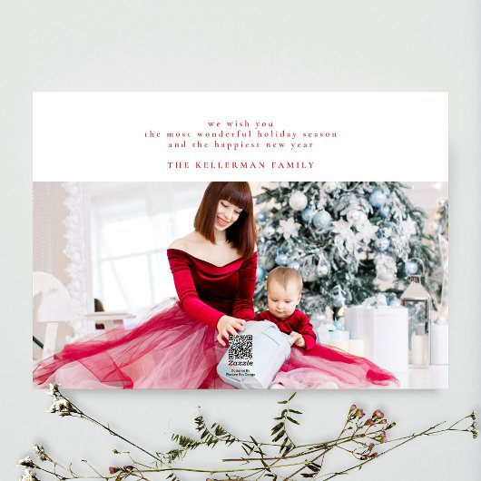 Rood wit is gewoon een minimale elegante kerstfoto feestdagenkaart