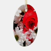 Rood-wit-Rozen-Daisies-Bouquet-Oval Keramisch Ornament (Rechts)