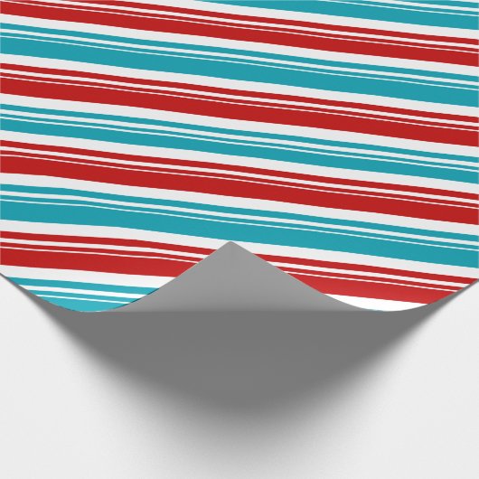 Rood Wit Turkoois Blauw Candy Cane Stripe Vakantie Cadeaupapier (Hoek)