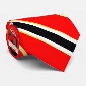 Rood Wit Zwart en Goud Gestreepte Stropdas (Opgerold)