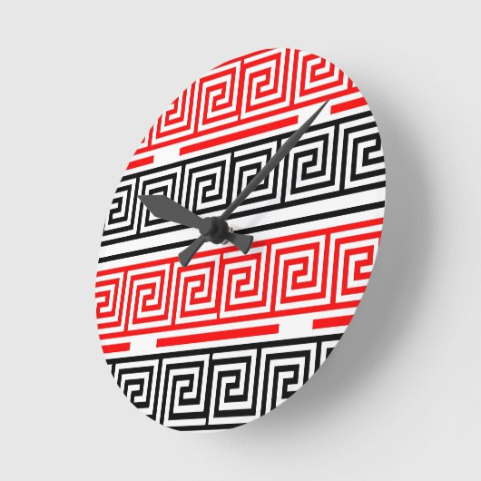 Rood Wit Zwart Grieks Key Fret Patroon Ontwerp Ronde Klok (Hoek)