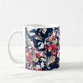 Rood, witte bloemen op blauw. koffiemok (Links)