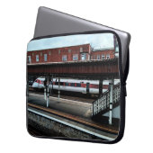 Rood-witte trein laptop sleeve (Voorkant Links)