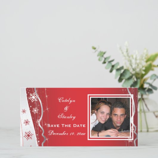 Rood, zilvergrijs sneeuwvlok bruiloft Save the Dat Date (Staand voorkant)