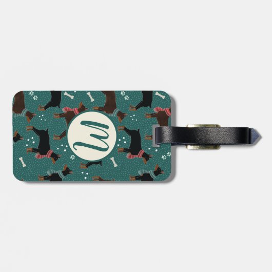 Rood & Zwart Dobermans in Sjaals Winterpatroon Bagagelabel (Achterkant horizontaal)