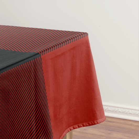 Rood & Zwart Geruite Vierkanten Buffalo Plaid Fees Tafelkleed (Voorbeeld)