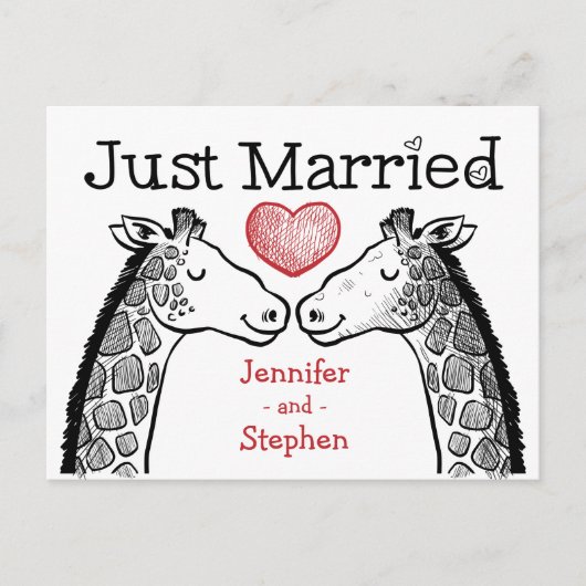 Rood & Zwart Just Married Giraffe Love Wedding Aankondigingskaart (Voorkant)