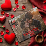 Rood & Zwart LOVE Ontwerp met Foto, Namen & Datum Legpuzzel<br><div class="desc">Vier je liefdesverhaal met deze gepersonaliseerde Valentijn's Day Puzzle, met een stijlvol rood en zwart ontwerp met het woord 'LOVE' creatief vormgegeven met een hartvormige 'O'. Pas het aan met uw favoriete foto, namen en een speciale datum om een oprechte herinnering of een uniek romantisch cadeau te creëer. Ideaal voor...</div>