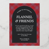 Rood Zwart Modern Flanel en Vrienden Kerstmis Folie Uitnodiging (Voorkant)