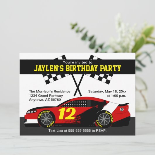 Rood Zwart Wit Geel Race Auto Verjaardagsfeest Kaart (Staand voorkant)