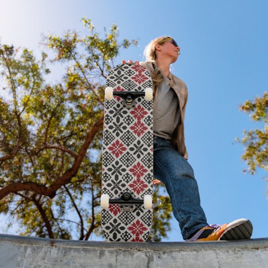 Rood Zwart Wit Geometrische Keffiyeh Folk Patroon Persoonlijk Skateboard (Buiten 1)