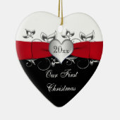 Rood, zwart, zilver onze eerste kerstversiering keramisch ornament (Rechts)