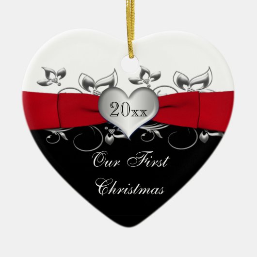 Rood, zwart, zilver onze eerste kerstversiering keramisch ornament (Voorkant)