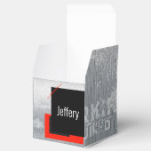 Rood, zwart, zwart en wit krijtstreep print bedankdoosjes (Geopend)