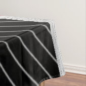 Rood, zwart, zwart en wit tafelkleed (Voorbeeld)