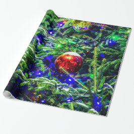 Roodbal met groene kerstboom cadeaupapier
